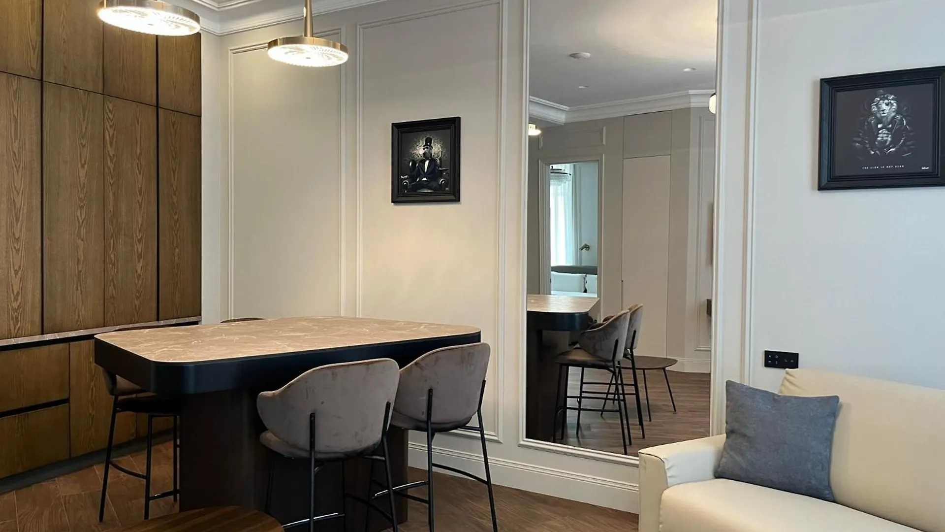 Apartments In The Old Town Cannes