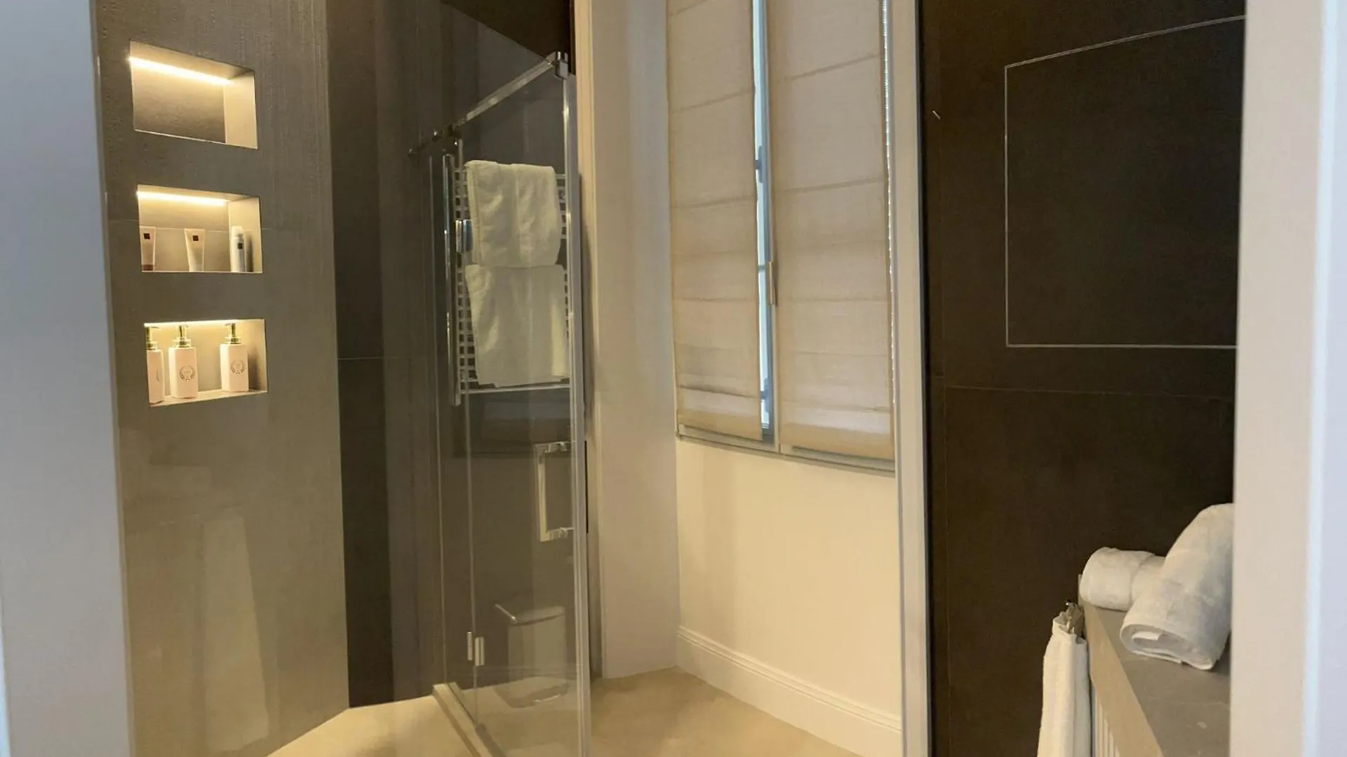 Apartments In The Old Town Cannes 0*,  Francja