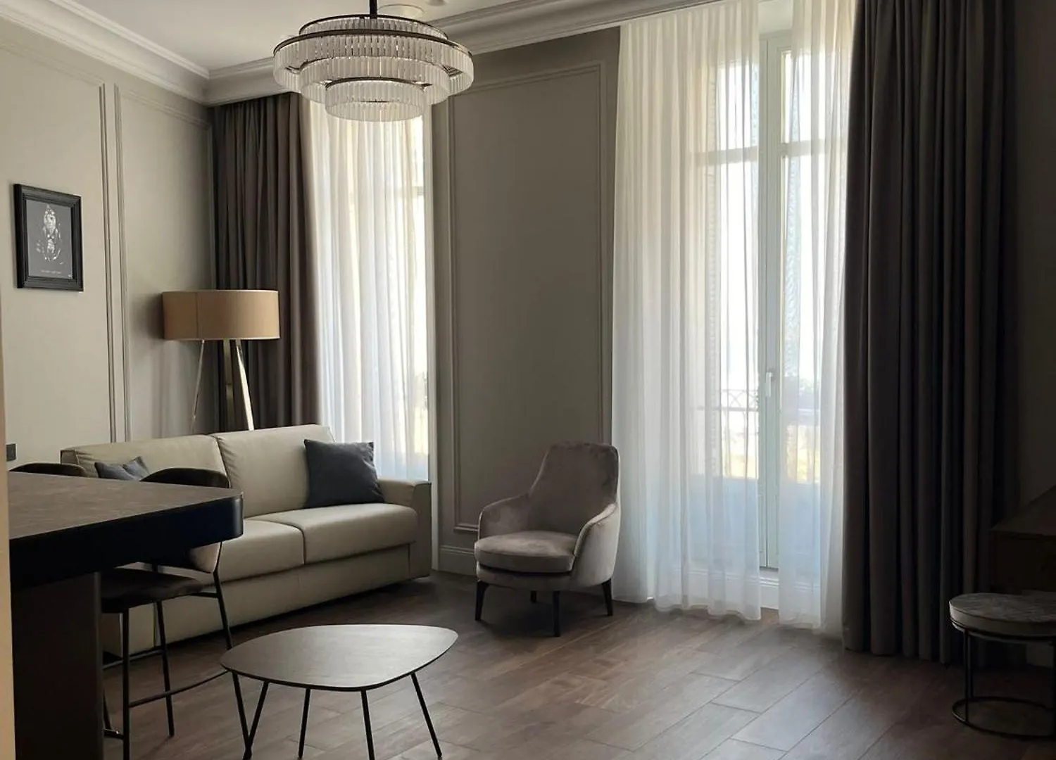 Apartments In The Old Town Cannes